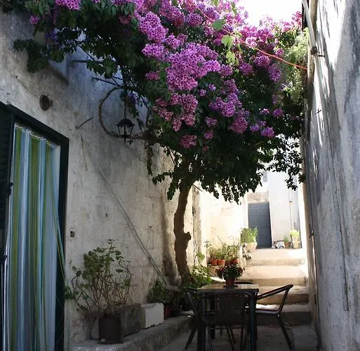 Corte Del Campanaro * Ugento